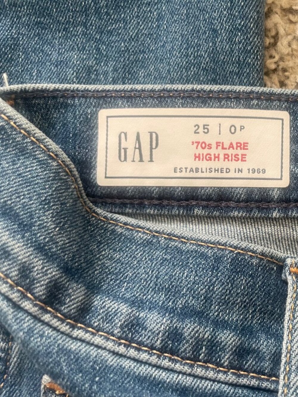 Gap Jeans 70s Flare High Rise